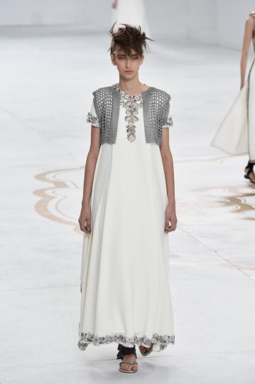 Карл Лагерфелд – креативен директор на Chanel, представи модните си виждания за сезон есен/зима 2014-2015 по време на Седмицата на модата в Париж