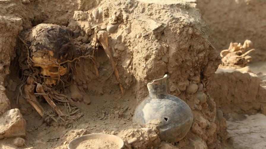 Каква е причината за смъртта при древната мумия дете