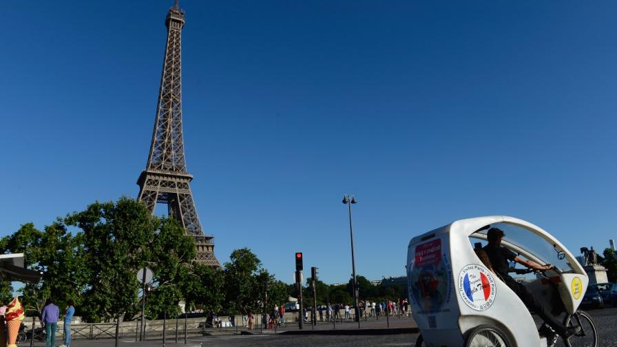 Париж въвежда допълнителна такса за туристи