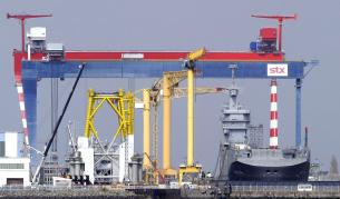 Един от корабите „Мистрал“, които Франция трябва да предаде на Русия