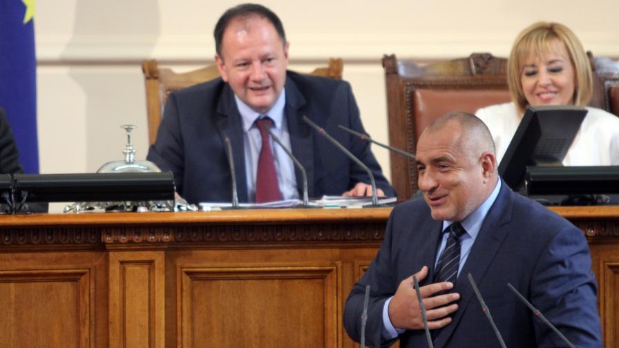 Борисов и Местан поздравиха новия лидер на БСП