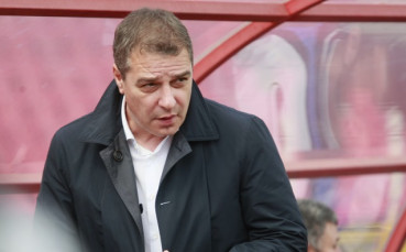 Александър Станков започна работа в Китай