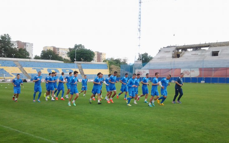 Минев тренира с Левски преди мача с Ботев