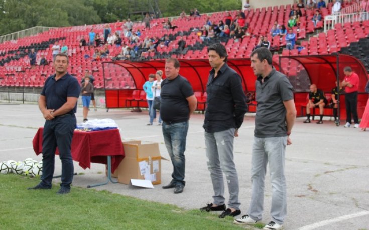 Левски спечели турнир в чест на 20-годишнината от САЩ 94