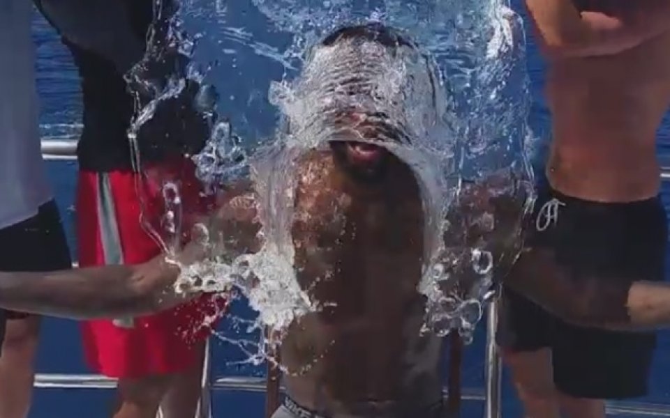 ВИДЕО: Спортни звезди от цял свят се заливат с кофи ледена вода за добра кауза