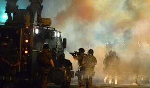 Обама: Внимателно със силовите мерки във Фъргюсън