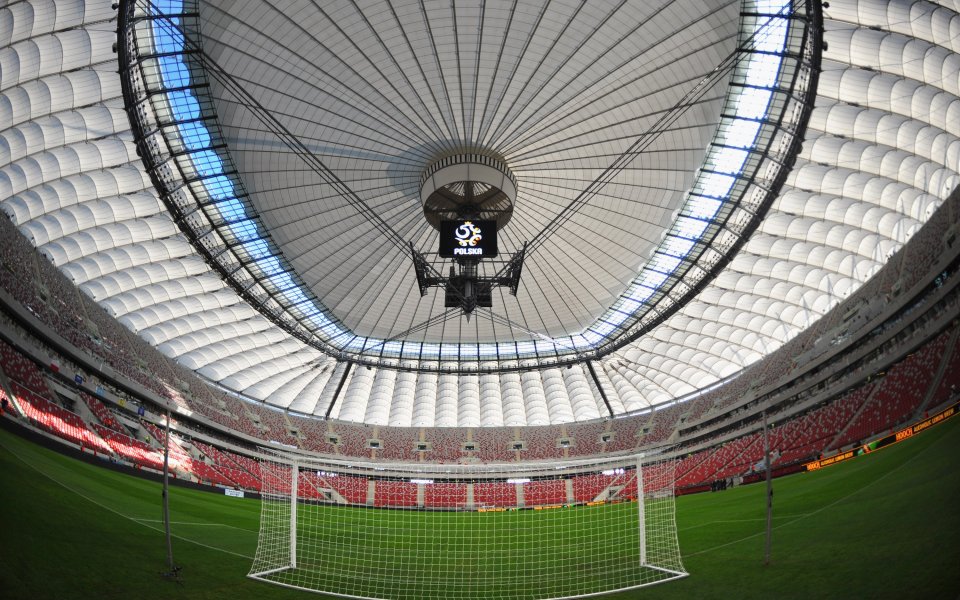 Националният стадион във Варшава готов за откриването