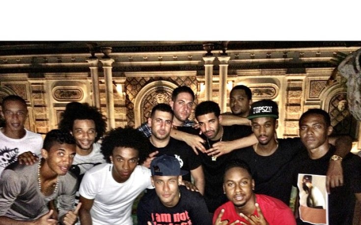 Дрейк доказа, че не знае какво иска - между Реал, Барса, Челси