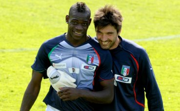 Буфон: Никой в националния няма проблем с Балотели