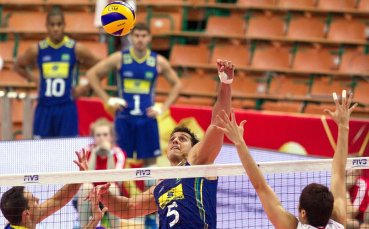 СНИМКИ: Бразилия отърва кожата срещу Корея