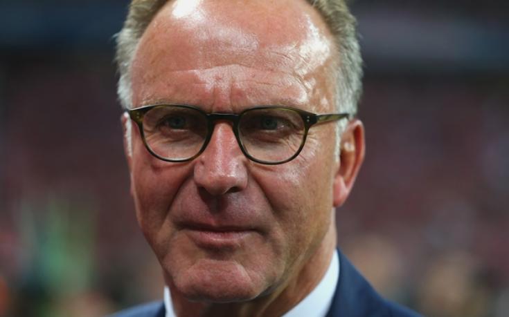 Румениге защити Рибери, след критиките на Платини