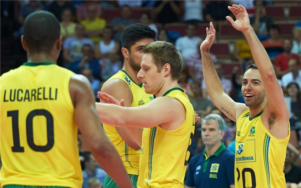 Вадят волейболния тим на Бразилия от международни турнири за 1 година?