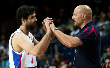 Сърбия преби от бой Бразилия за нов шанс за медал