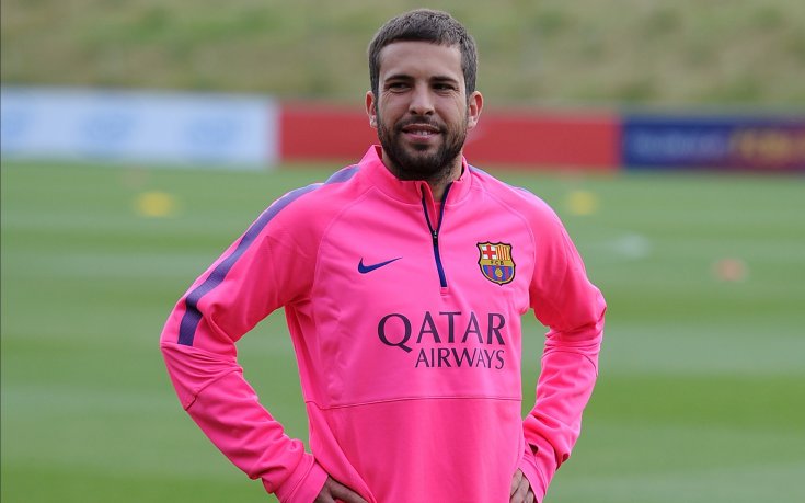 Алба крачи към нов договор с Барселона