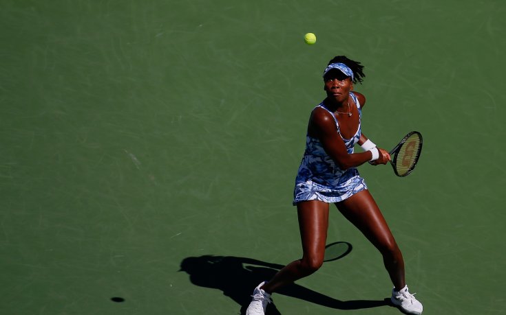 Винъс Уилямс на 1/2-финал в Ухан