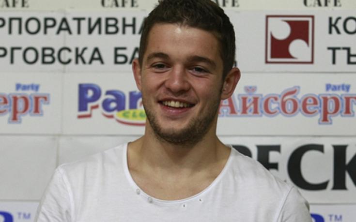 Буш и Венци Христов начело при голмайсторите