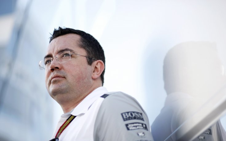 Ерик Булие: Макларън трябва да избере правилните пилоти