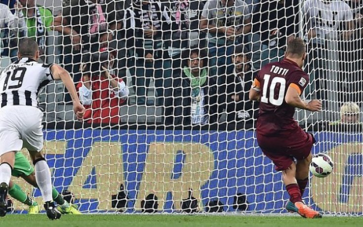 Тоти напредва бавно към легендарен рекорд