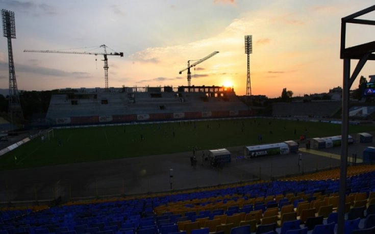 БФС премахва наказанието пред празни трибуни