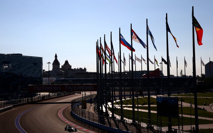 Розберг зададе тона по време на първата тренировка в Сочи