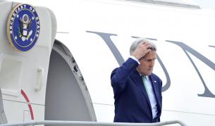 Джон Кери и самолетът, който използва