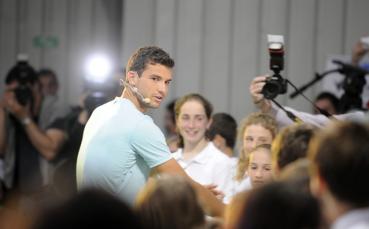 Гришо в София с Депардийо, дал му автограф