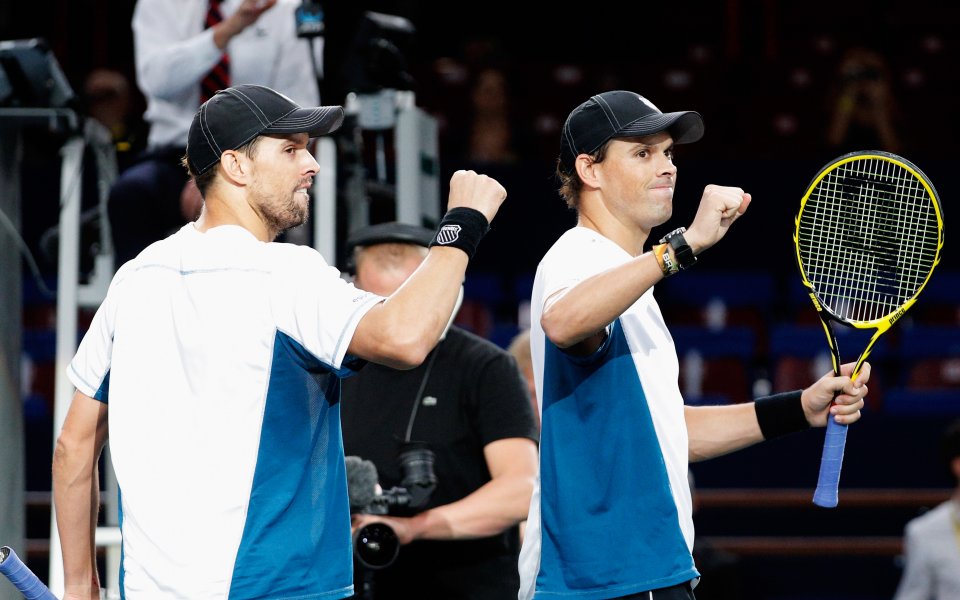 Боб и Майк Брайън са първите тенисисти с шест титли от Мастърс турнирите в един сезон