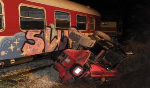 Локомотив дерайлира край Мурсалево