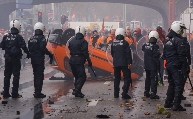 Сблъсъци избухнаха в Брюксел по време на национален протест