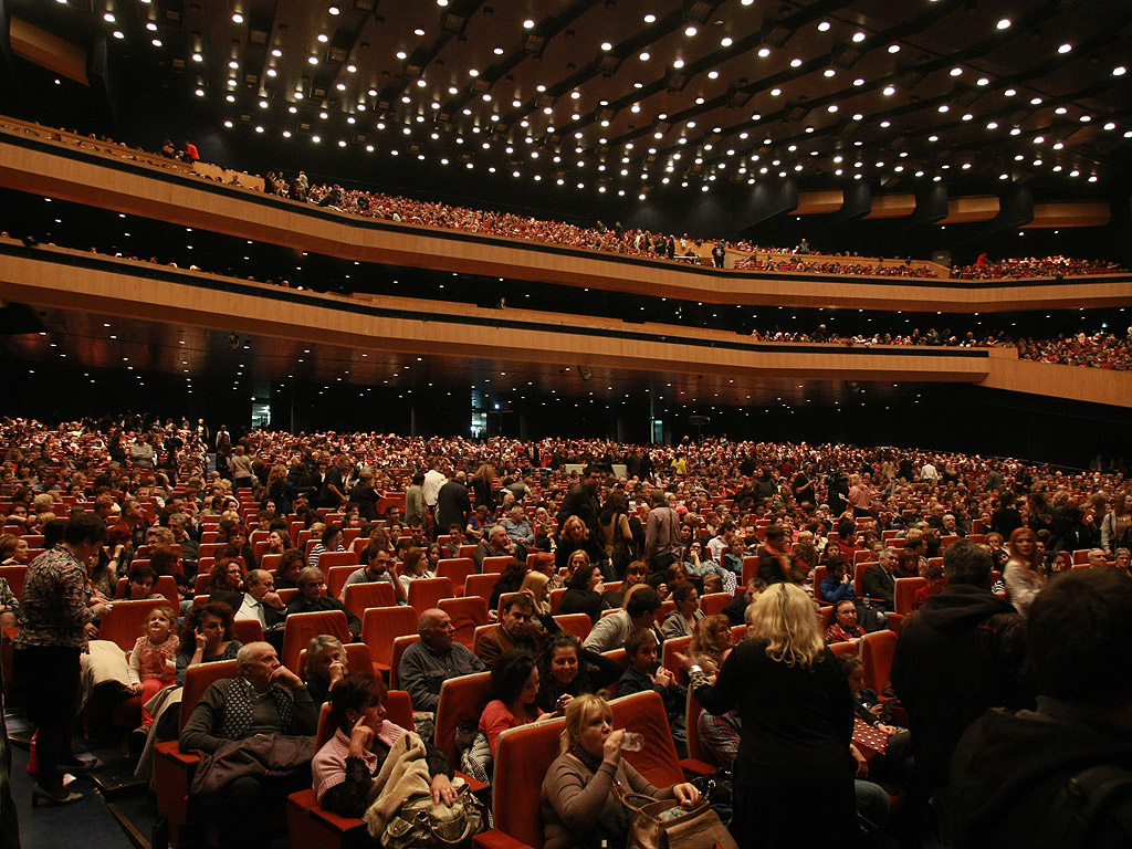 Лили Иванова с нов албум и концерт в зала 1 на НДК