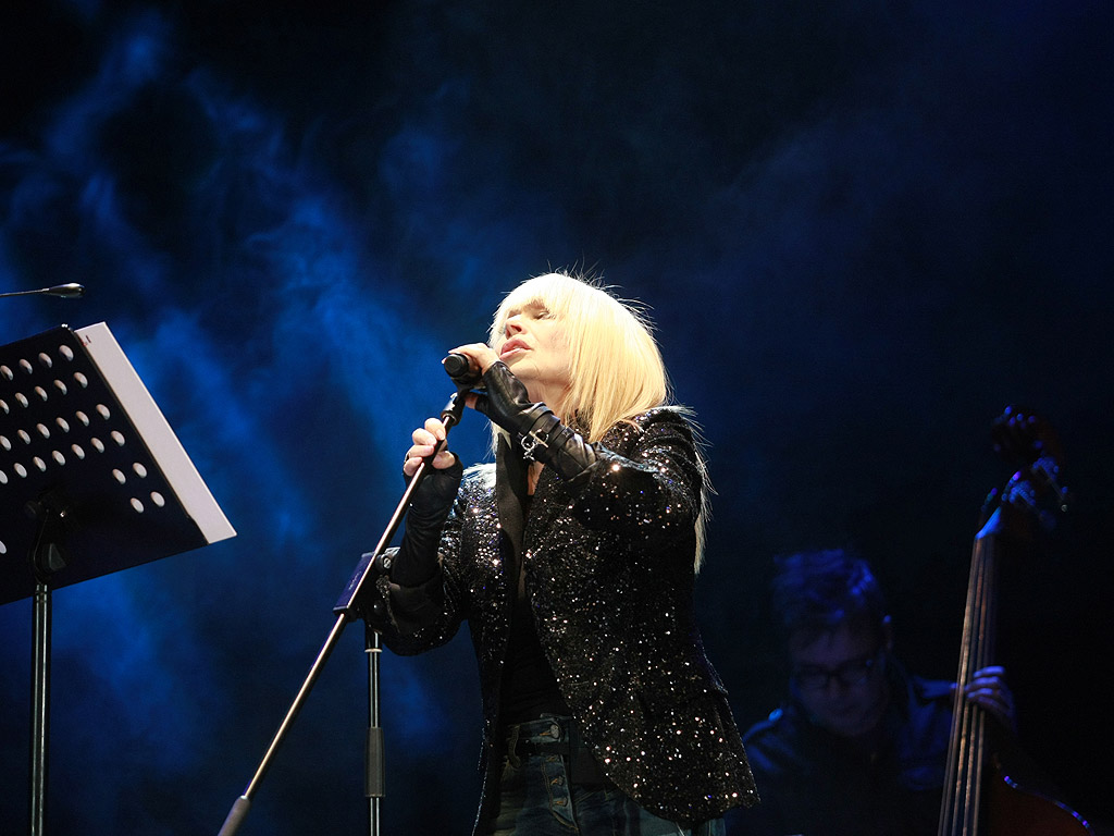 Лили Иванова с нов албум и концерт в зала 1 на НДК