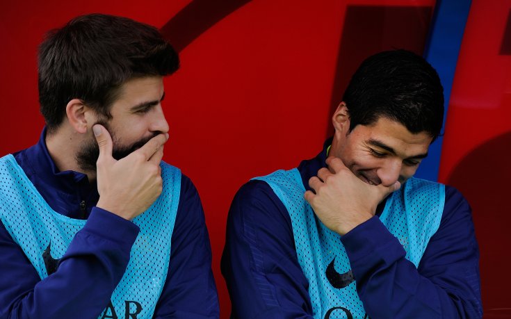 ВИДЕО: Наказанията за Жерар Пике продължават