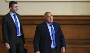 Премиерът Бойко Борисов и финансовият министър Владислав Горанов в парламента