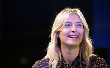 СНИМКА: Шарапова продължава да се забавлява на Коледа