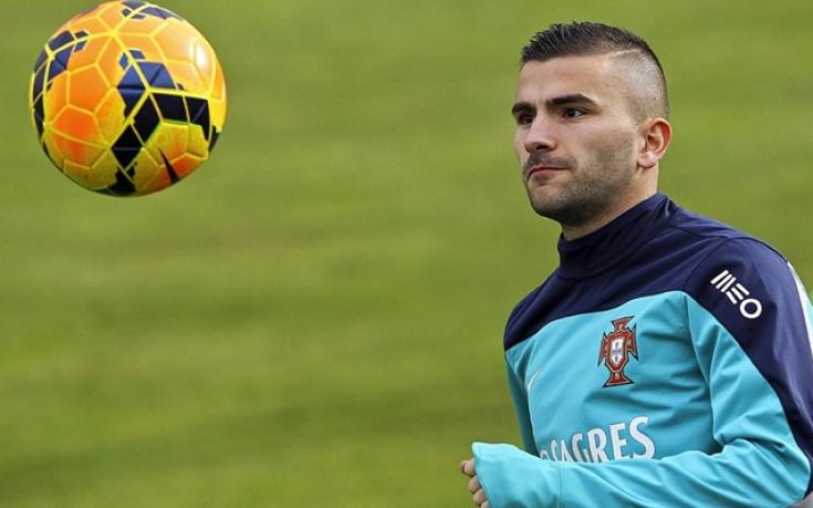 Лион измъкна само точка от Бастия