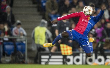 Базел не продава звездата си