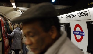 Пожар избухна във влак на лондонското метро