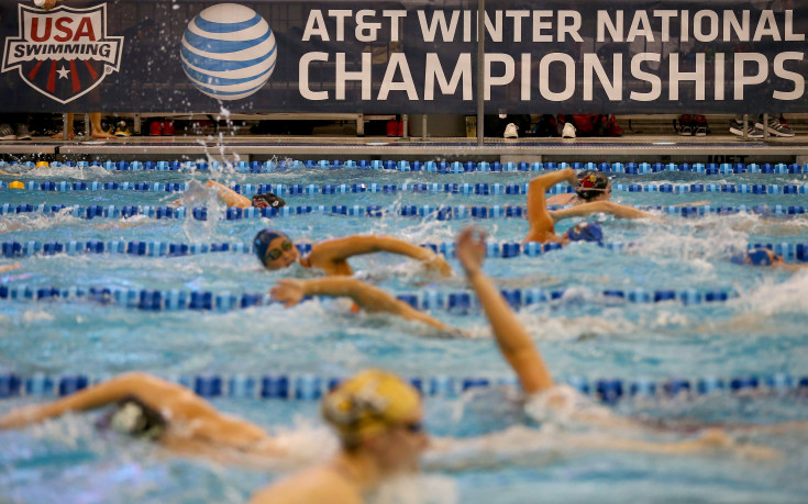 Дания със световен рекорд по плуване в смесената щафета