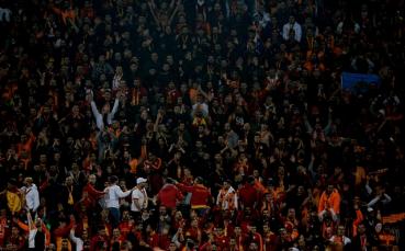 Жестока глоба за Галатасарай заради скандален плакат