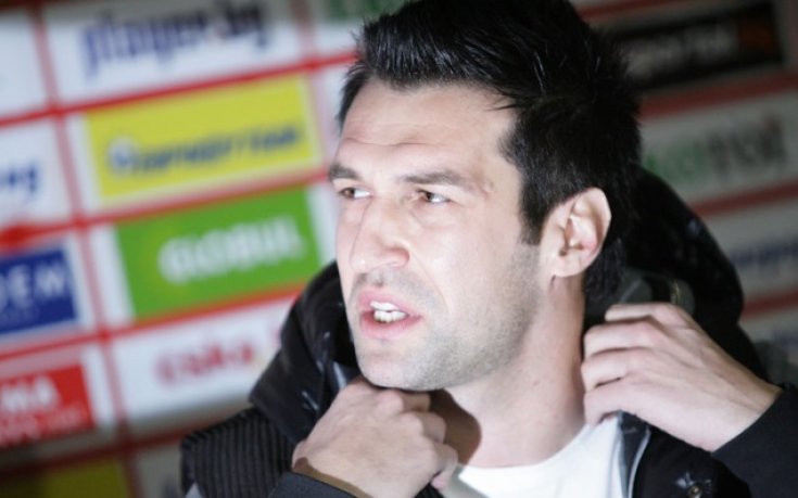 Мартин Камбуров ще играе срещу Локо София, в групата е