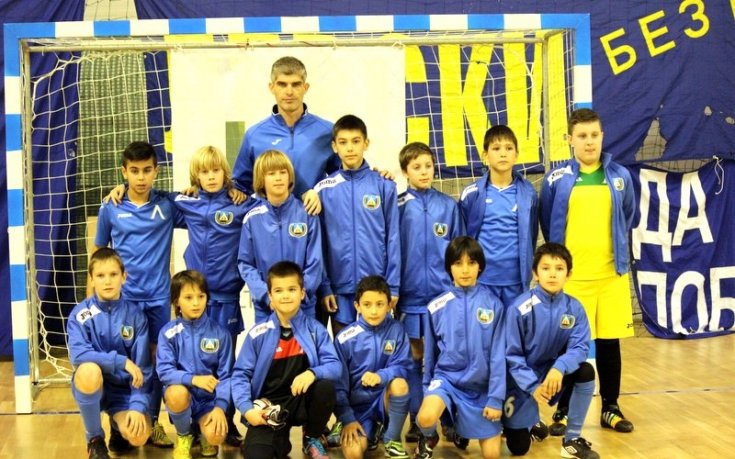 Левски спечели коледен турнир в Сливница