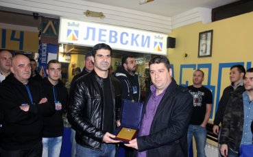 Гонзо и Дани Младенов уважиха една година 