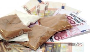 Арестуваха внук на Енвер ходжа за трафик на кокаин