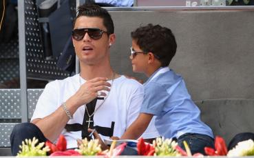 ВИДЕО: Кристиано – младши разчувства татко си