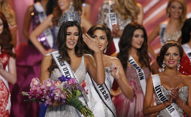 Бунтовници от ФАРК искат Мис Вселена за посредник