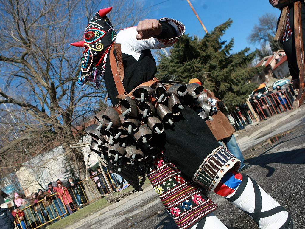 Фестивал Сурва 2015 Перник