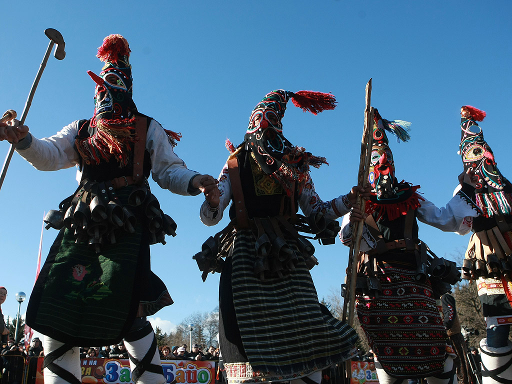 Фестивал Сурва 2015 Перник