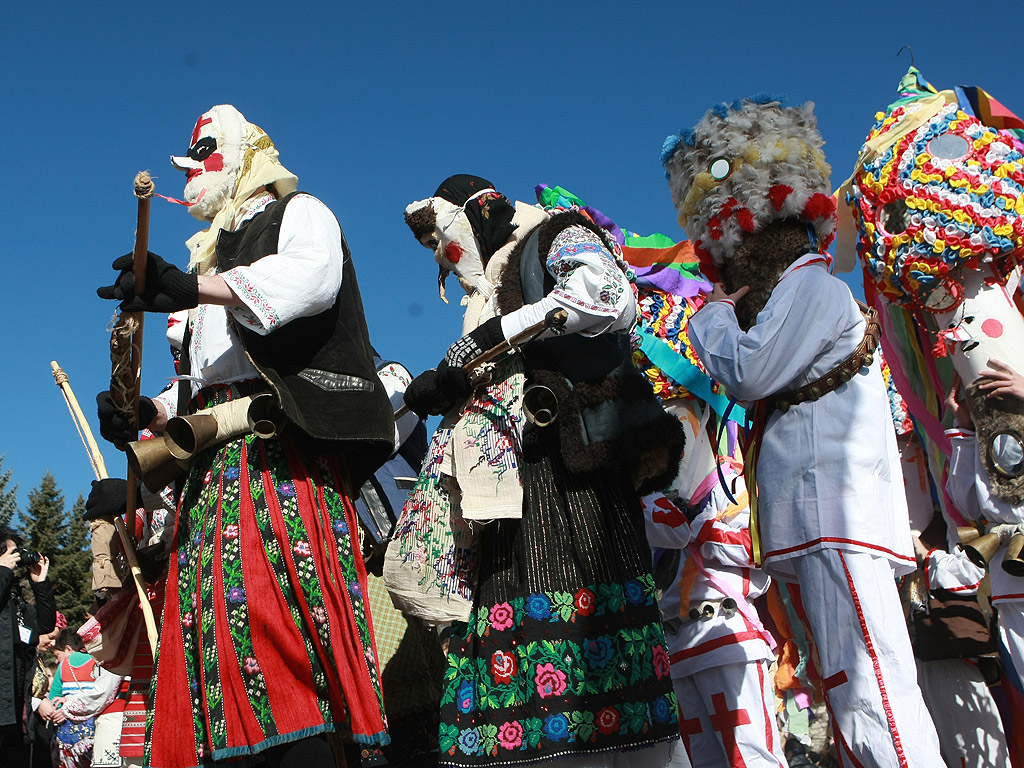 Фестивал Сурва 2015 Перник