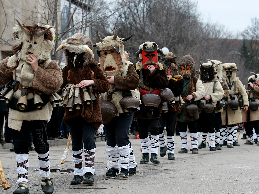 Фестивал Сурва 2015 Перник