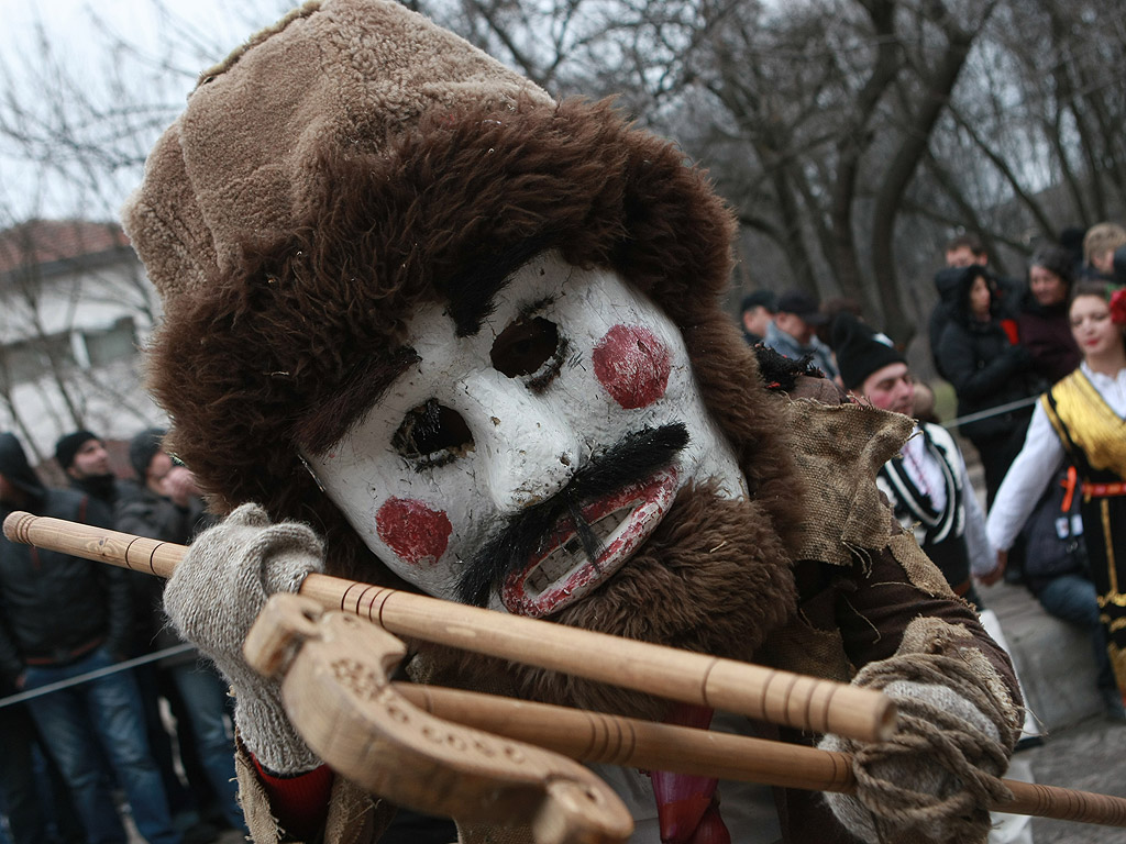 Фестивал Сурва 2015 Перник